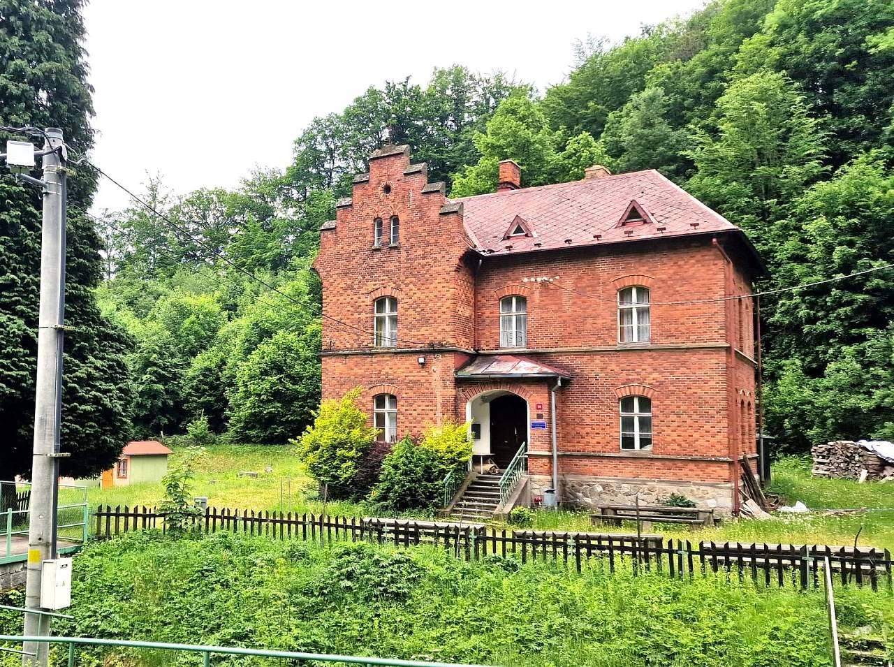 Fara Travná - Travná