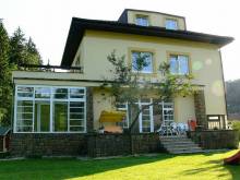 Penzion Továrníkova Vila - Skuhrov nad Bělou