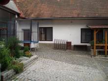 Apartmán k pronájmu - Strmilov