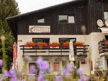 Apartmány U Lanovky - opravdu přímo u lanovky ! - Harrachov