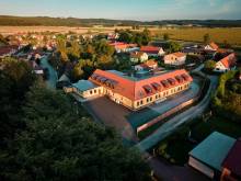 Penzion a restaurace Zlatovláska u Červené Lhoty - Jižná
