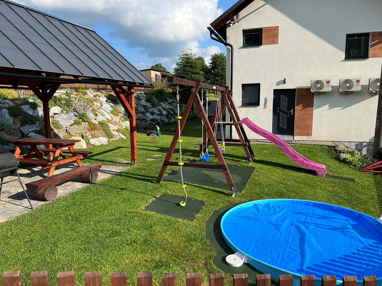 Rodinný penzion MARMAR - Kunčice