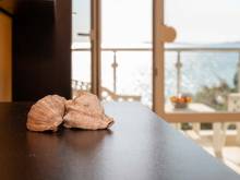 ALEX BEACH - 