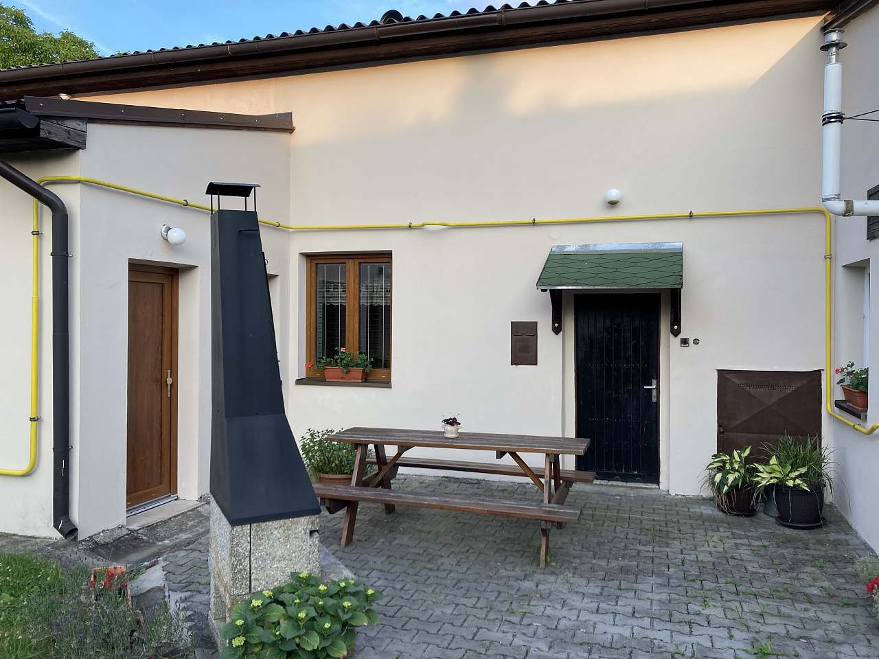 Apartmán k pronájmu - Hvozd