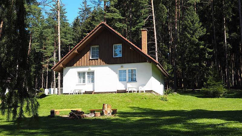 Chaty na břehu Lipna - Lojzovy Paseky