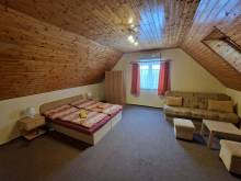 Chalupa k pronájmu - Měřín