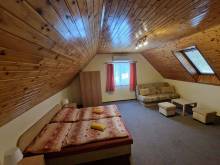 Chalupa k pronájmu - Měřín