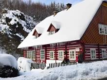 Bývalý historický vodní Mlýn u skály - Deštné v Orlických horách