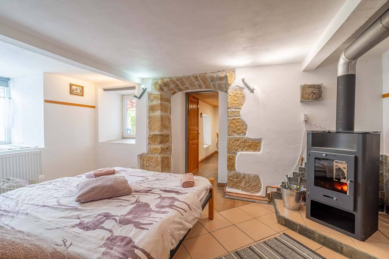Apartmán Karin - Rovensko pod Troskami