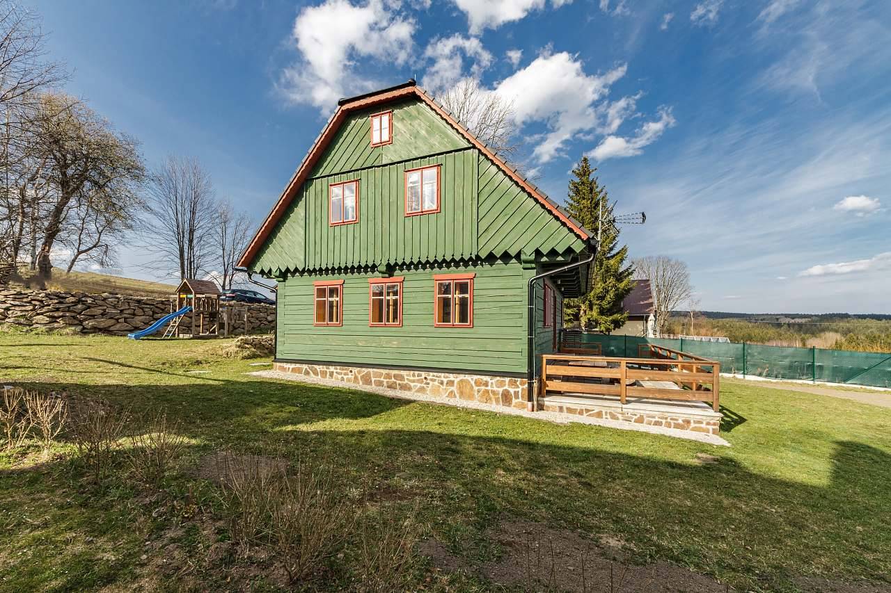 Chalupa k pronajmutí - Nové Hutě