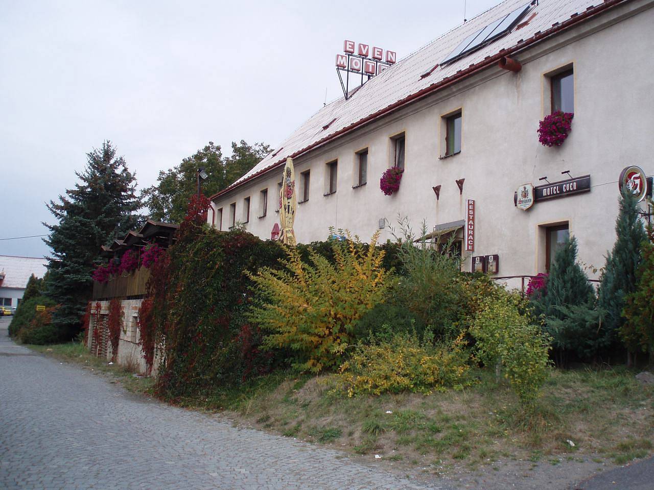 Ubytování v motelu EVEN - Sedmihorky