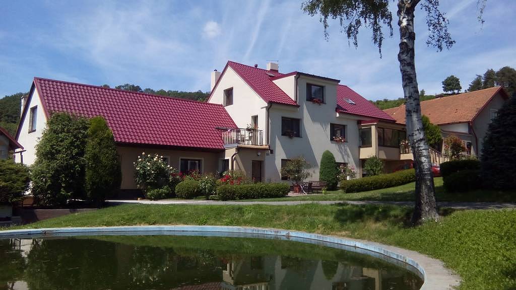 Apartmán k pronajmutí - Střemošice