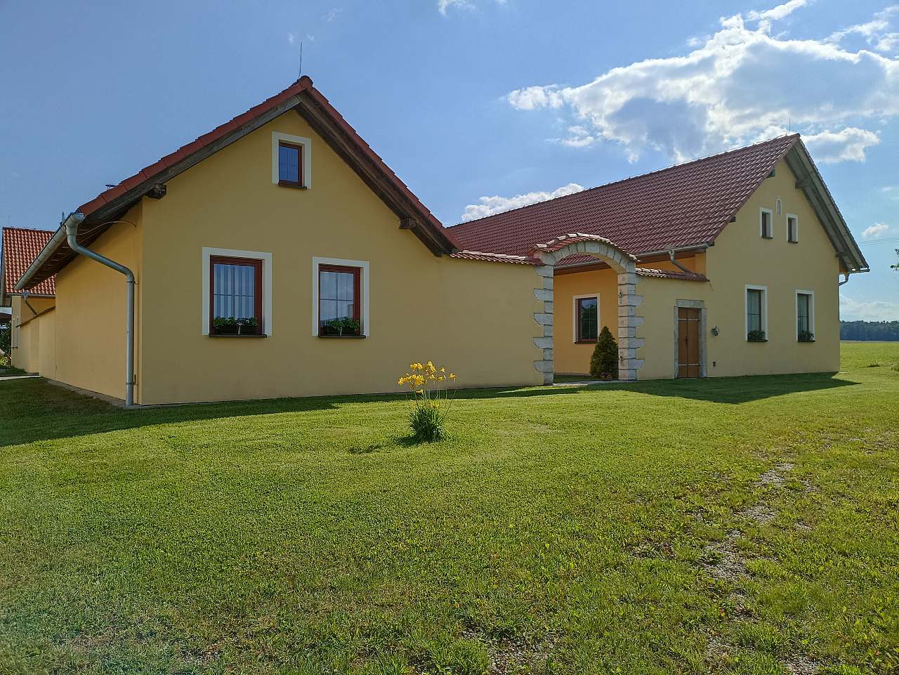 Na vejminku - Hrachoviště