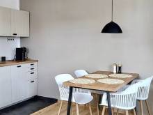 Pod vinohradem - vinné sklepy & apartm - Mutěnice