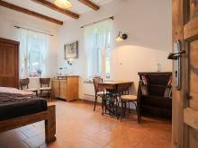 Chata s ubytováním a apartmánem - Hlinsko