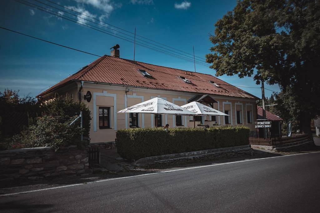 Penzion u DRAČÍ SKÁLY - Svojše