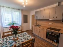 Apartmány Pěkov se zahradou - Pěkov