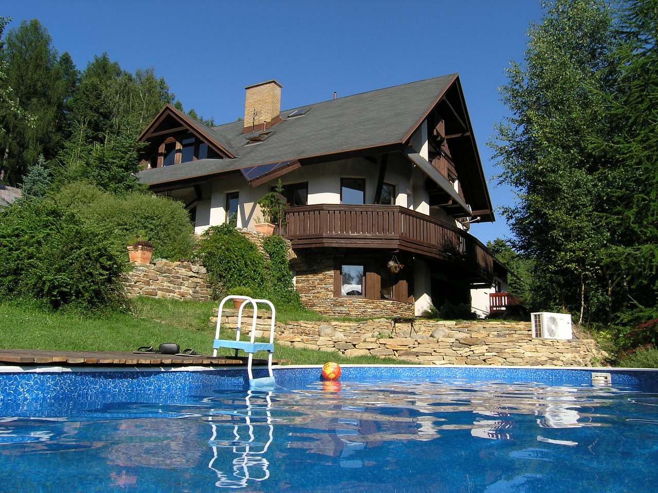Woodhouse - Rokytnice nad Jizerou