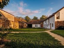 Wellness statek Vilémov s bazénem a vířivkou - Vilémov