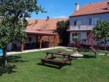 Penzion MERUŇKA - Bulhary