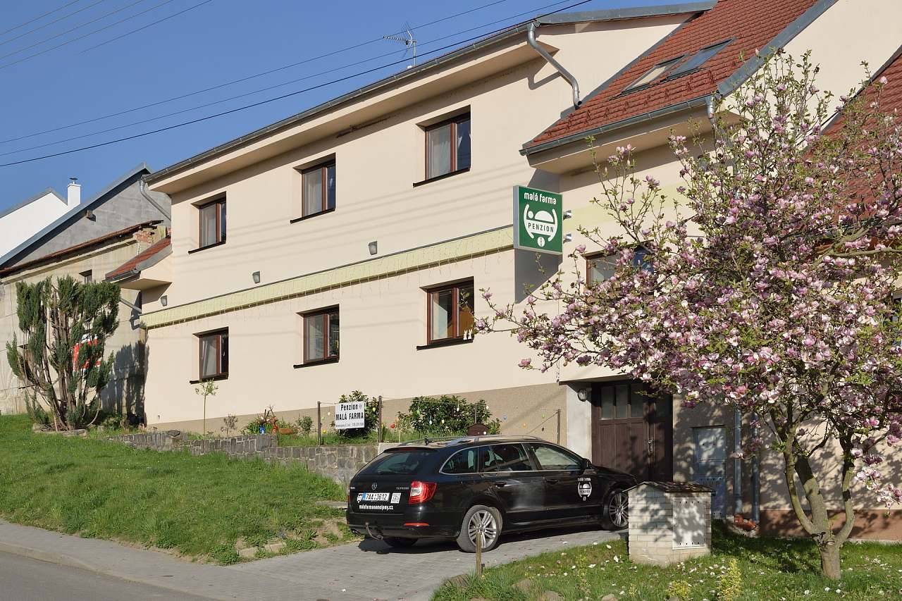 Penzion MALÁ FARMA - Nemojany