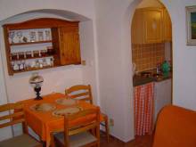 Apartmán pod skálou - Všemily