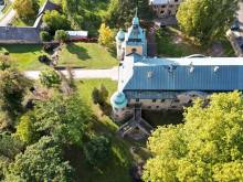 Zámecký areál Holovousy - Holovousy