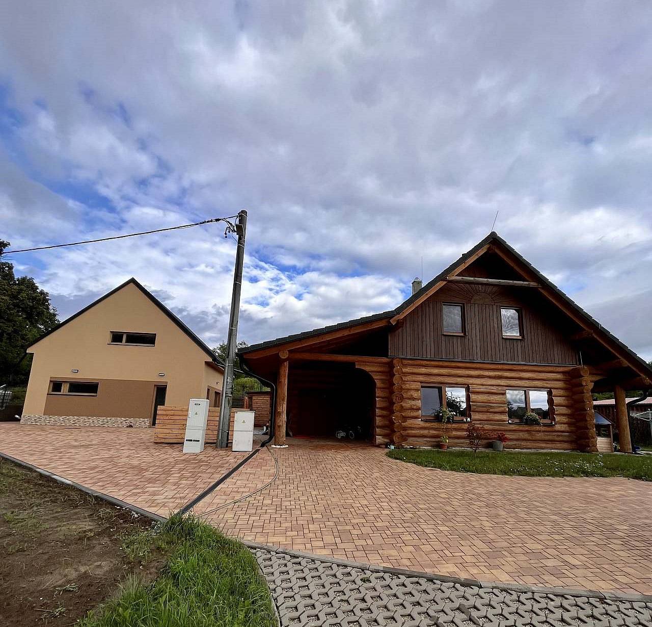 U srubu - Moravany