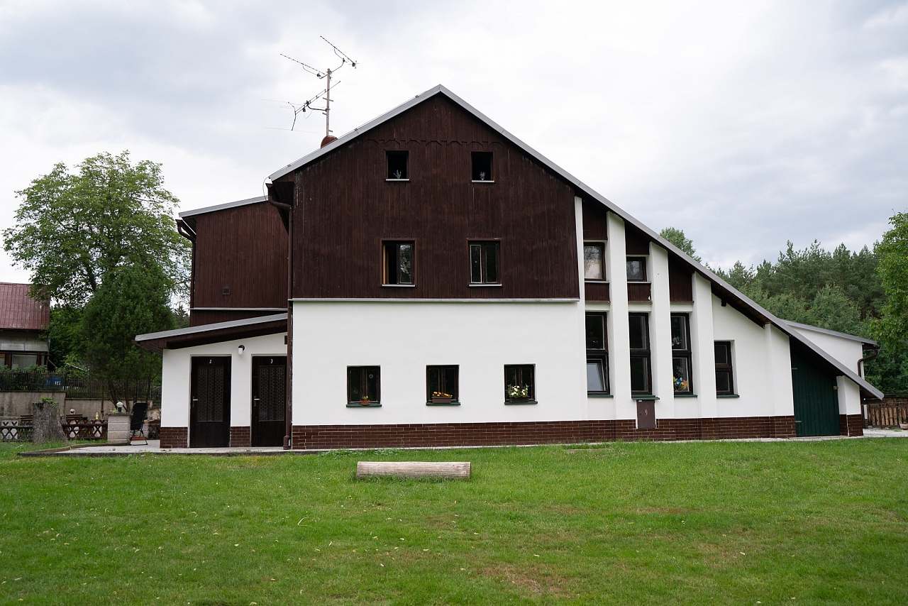 Pension U Lesa - Maxov