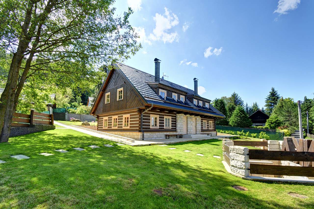 Roubenka pod Troskami - Ktová