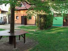 Ubytování nad sklípkem - Březí