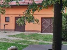 Ubytování nad sklípkem - Březí