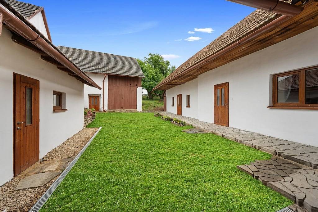 Apartmány k pronájmu - Ústup