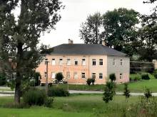 Ubytování ve Škole - Dolní Radouň