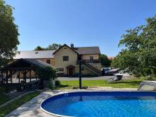 Apartmány Žlutý dům - Troskovice