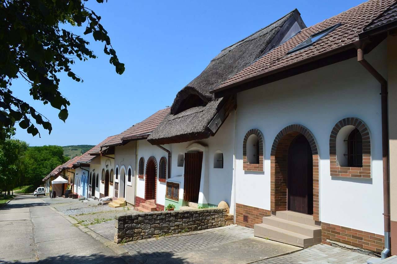 Na sklepě - Kobylí