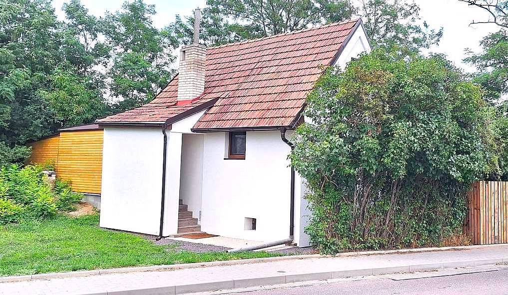 Apartmán nad sklípkem - Drnholec