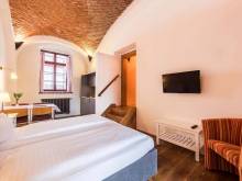 Zámecký penzion HolidayPark Mlázovy - Mlázovy