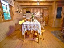 Roubenka pod pralesem - Dolní Lomná