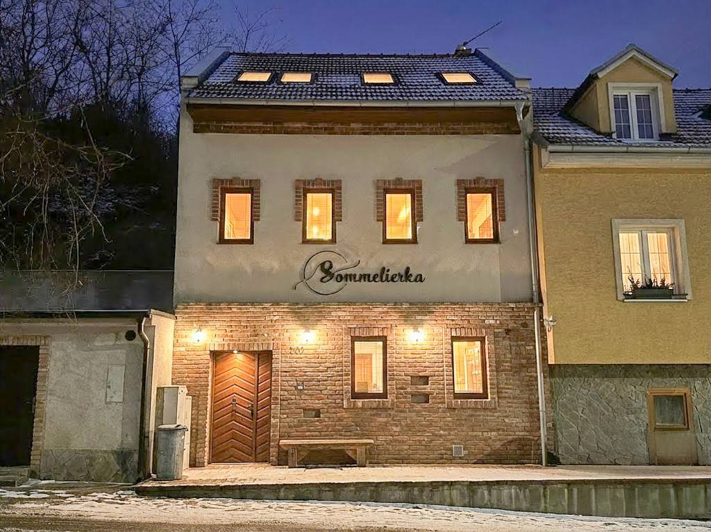 Sommeliérka - ubytování a vinný sklep - Valtice