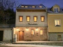 Sommeliérka - ubytování a vinný sklep - Valtice