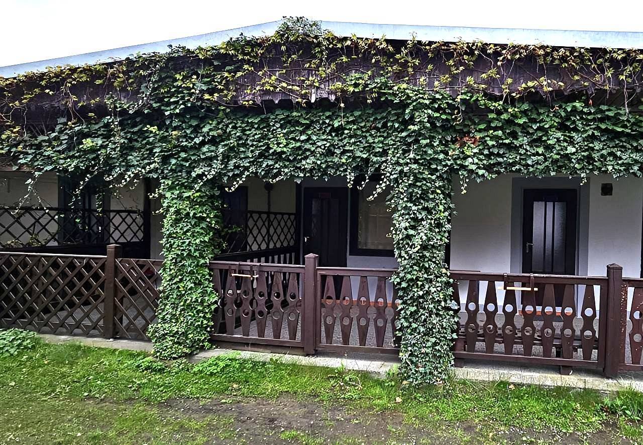 Chatky v areálu ATC Rozkoš - Česká Skalice