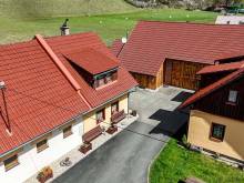 Dvůr U kříža - Velké Karlovice