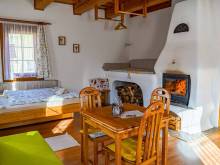 Dvůr U kříža - Velké Karlovice